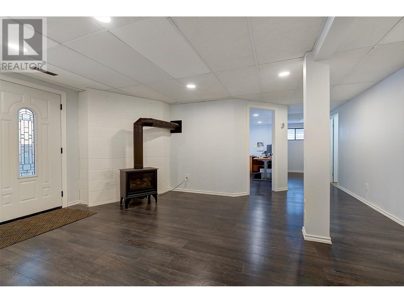  1370 Springfield Road, Kelowna