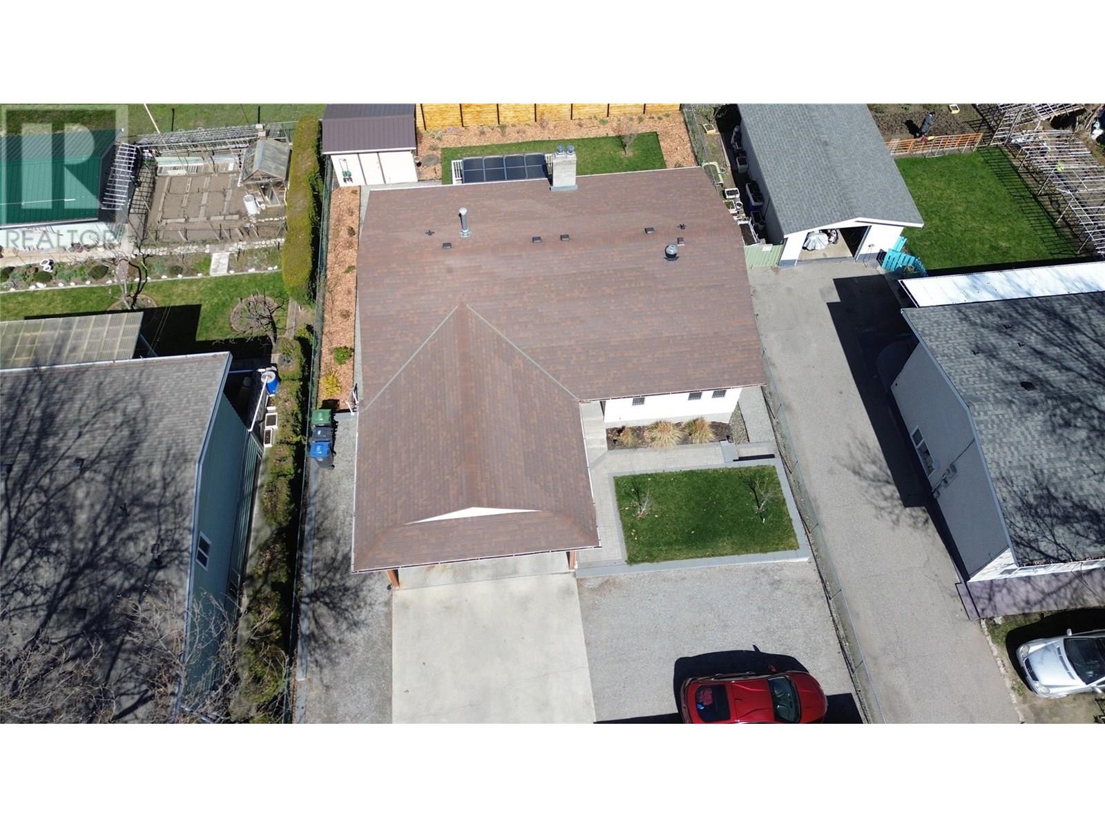  1370 Springfield Road, Kelowna