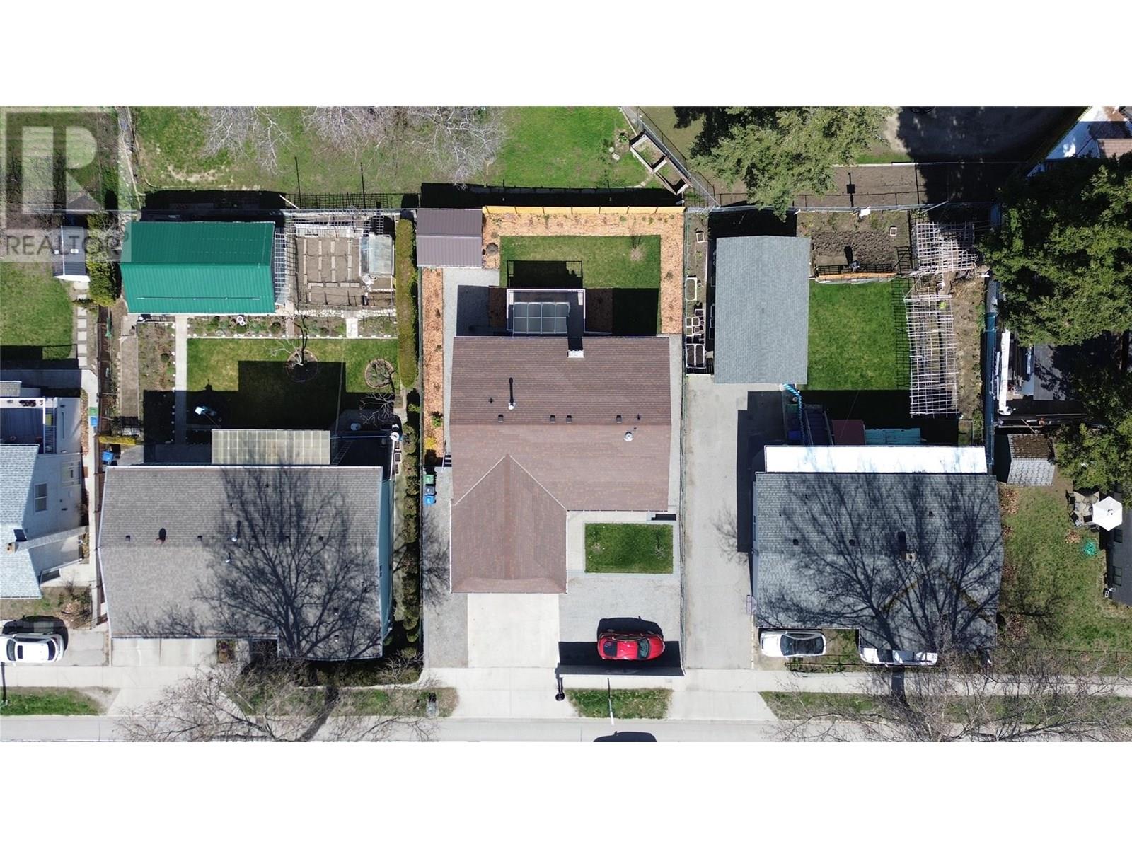  1370 Springfield Road, Kelowna