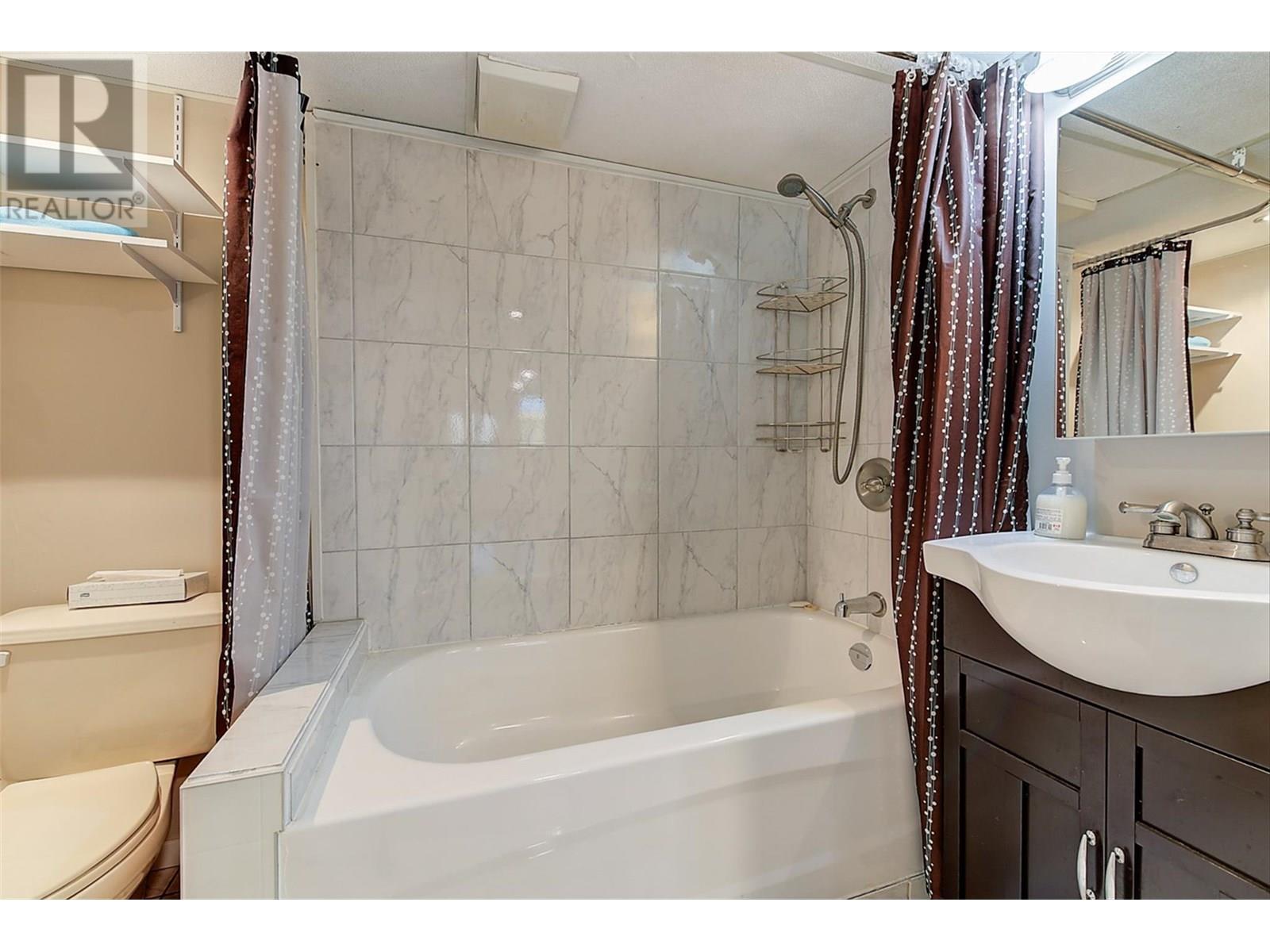  1370 Springfield Road, Kelowna