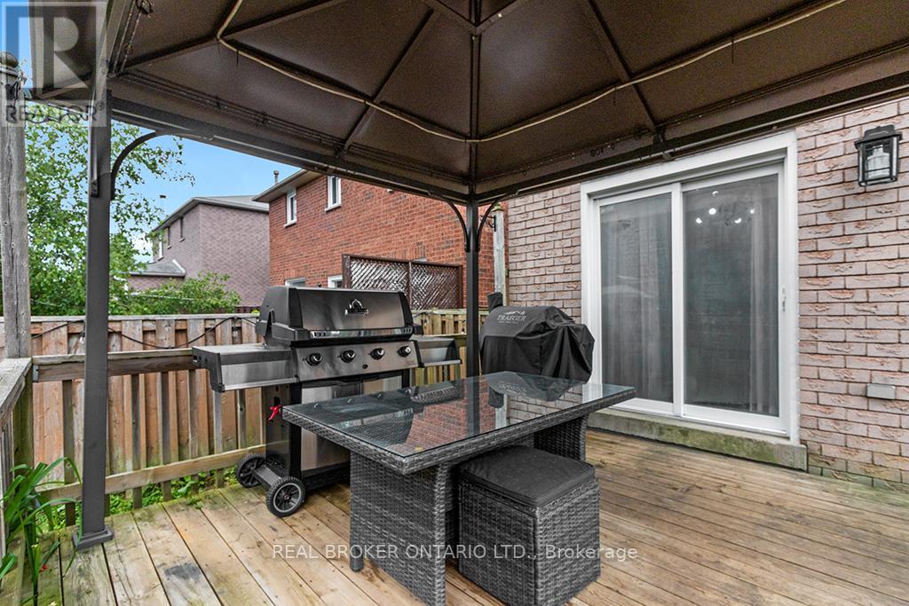 Single Family House for Sale in  MCVEIGH DRIVE Barrie (Northwest) 