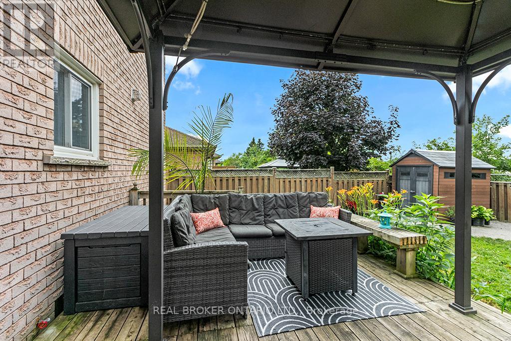 Single Family House for Sale in  MCVEIGH DRIVE Barrie (Northwest) 