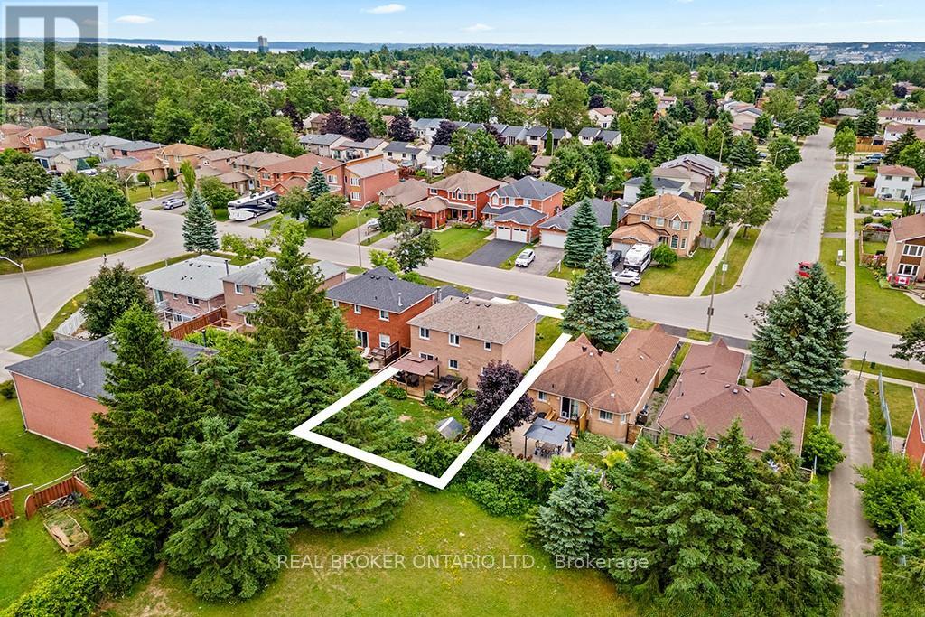 Single Family House for Sale in  MCVEIGH DRIVE Barrie (Northwest) 
