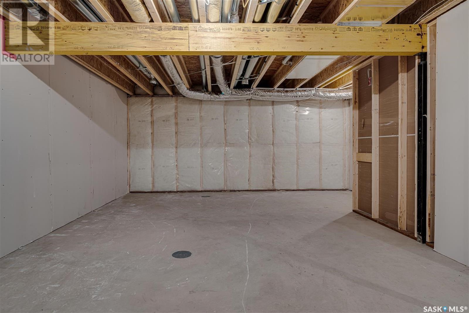 Photo 12 of 3167 Bowen Street, Regina SK
