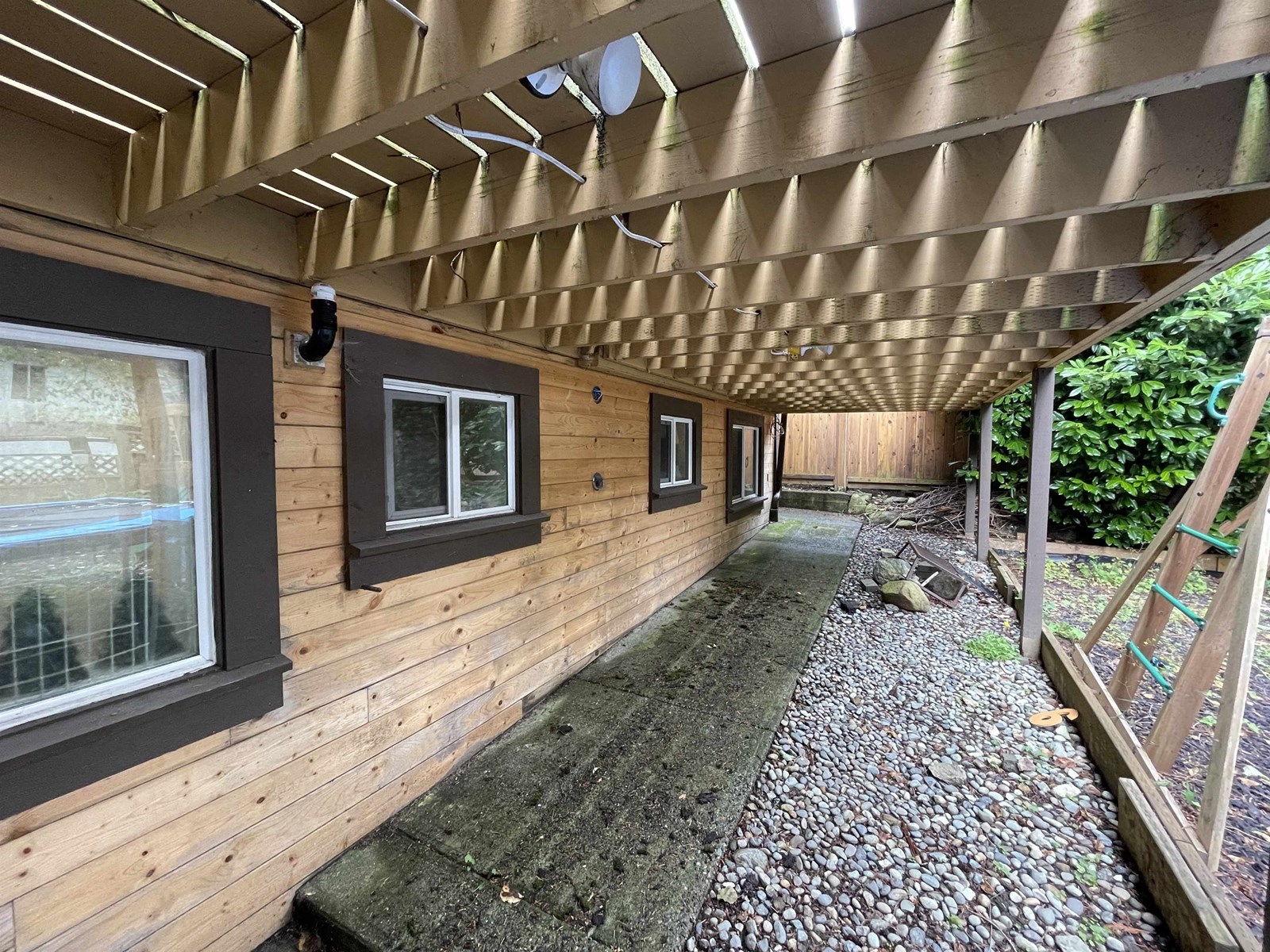 Photo 22 of 12730 15 A Avenue, Surrey BC