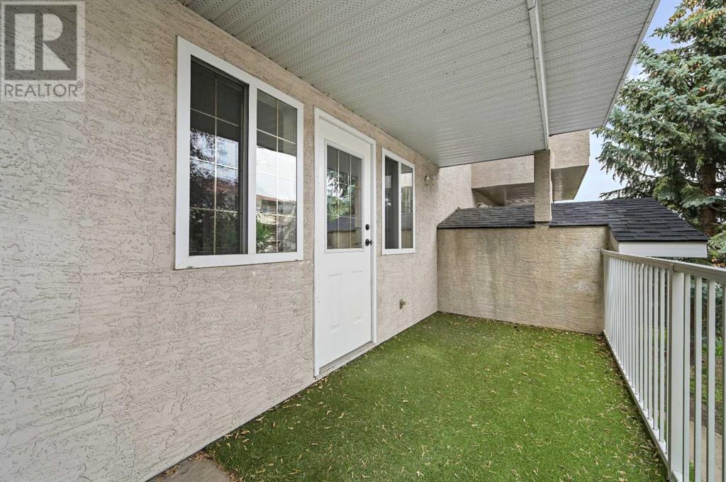 Single Family House for Sale in    Street SE Forest Lawn Calgary 