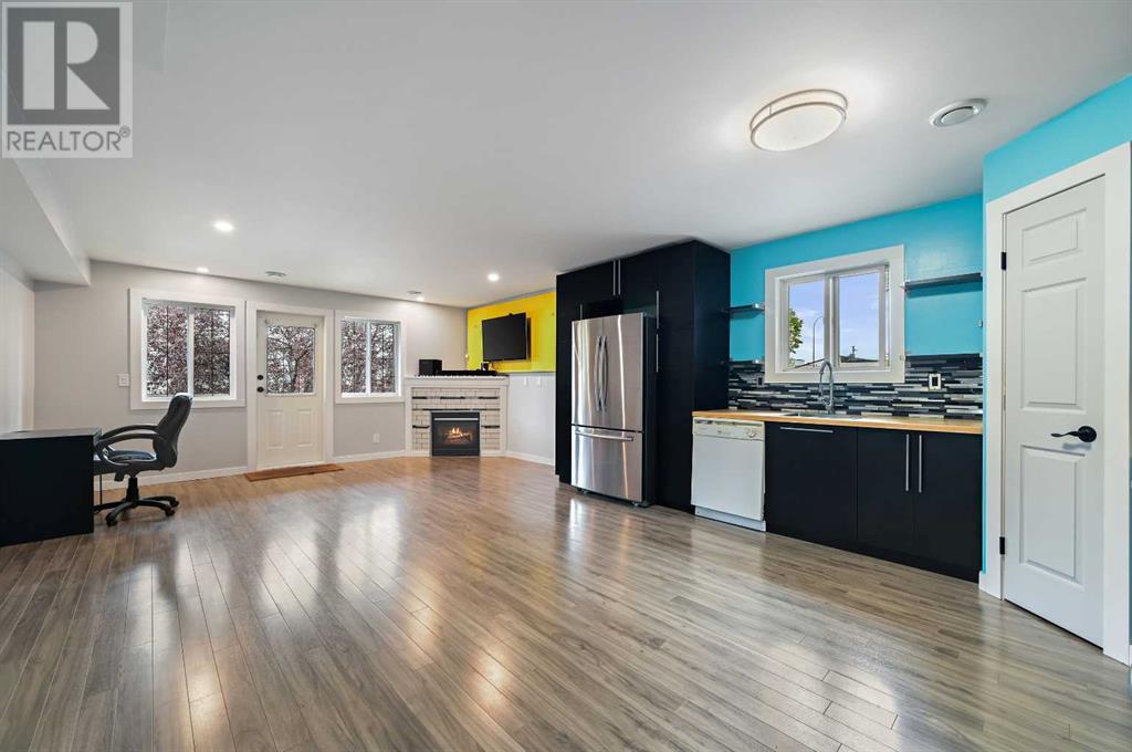 Single Family House for Sale in    Street SE Forest Lawn Calgary 