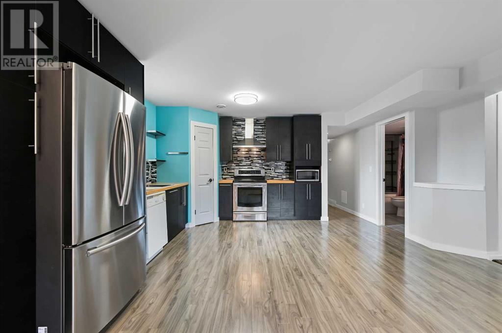 Single Family House for Sale in    Street SE Forest Lawn Calgary 