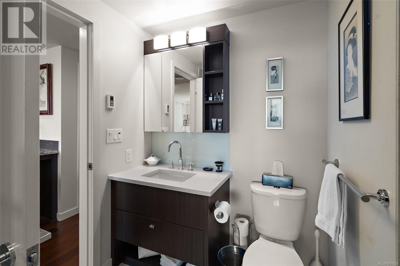 Photo 13 of 504 608 Broughton St, Victoria BC
