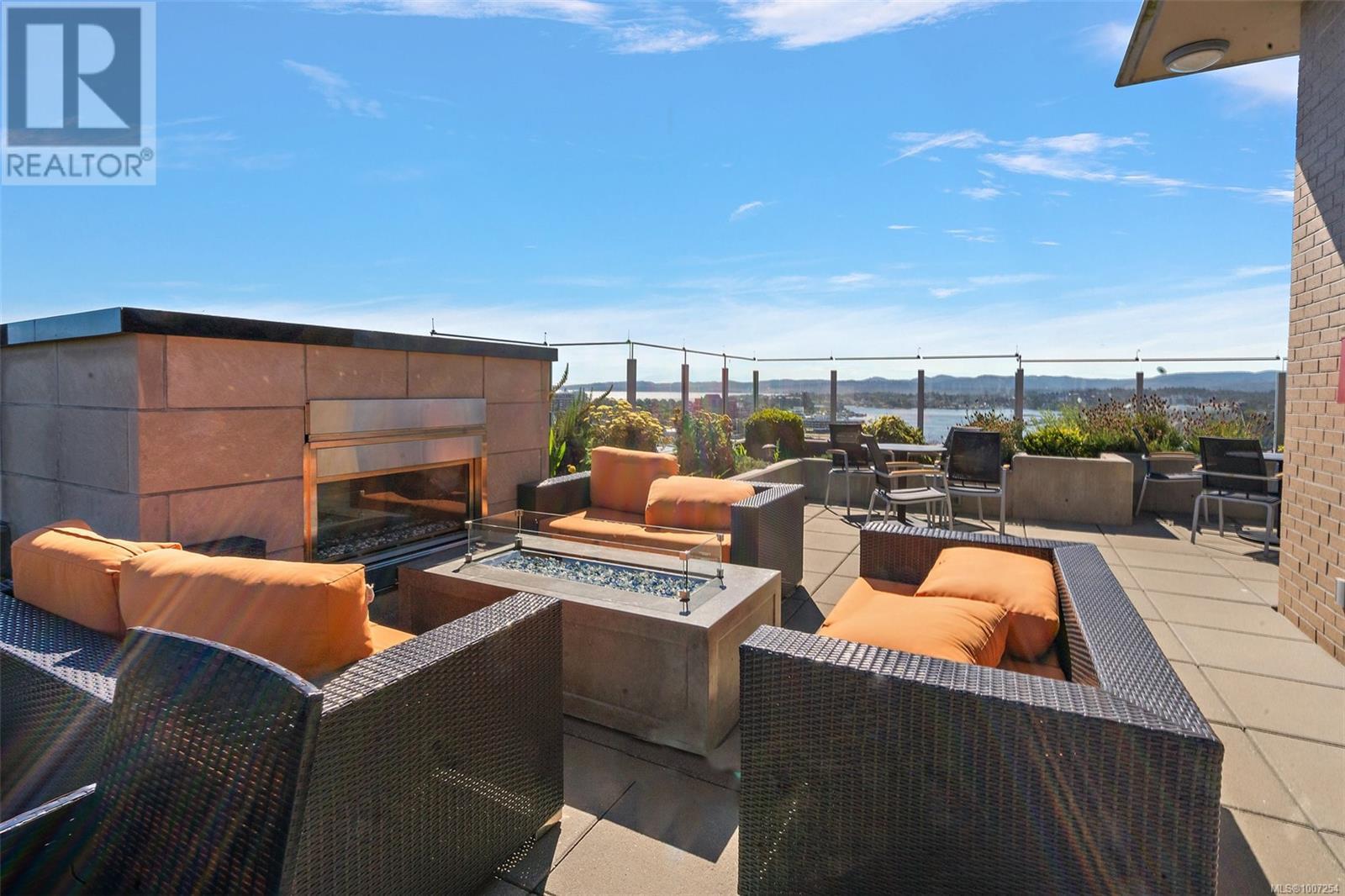 Photo 20 of 504 608 Broughton St, Victoria BC