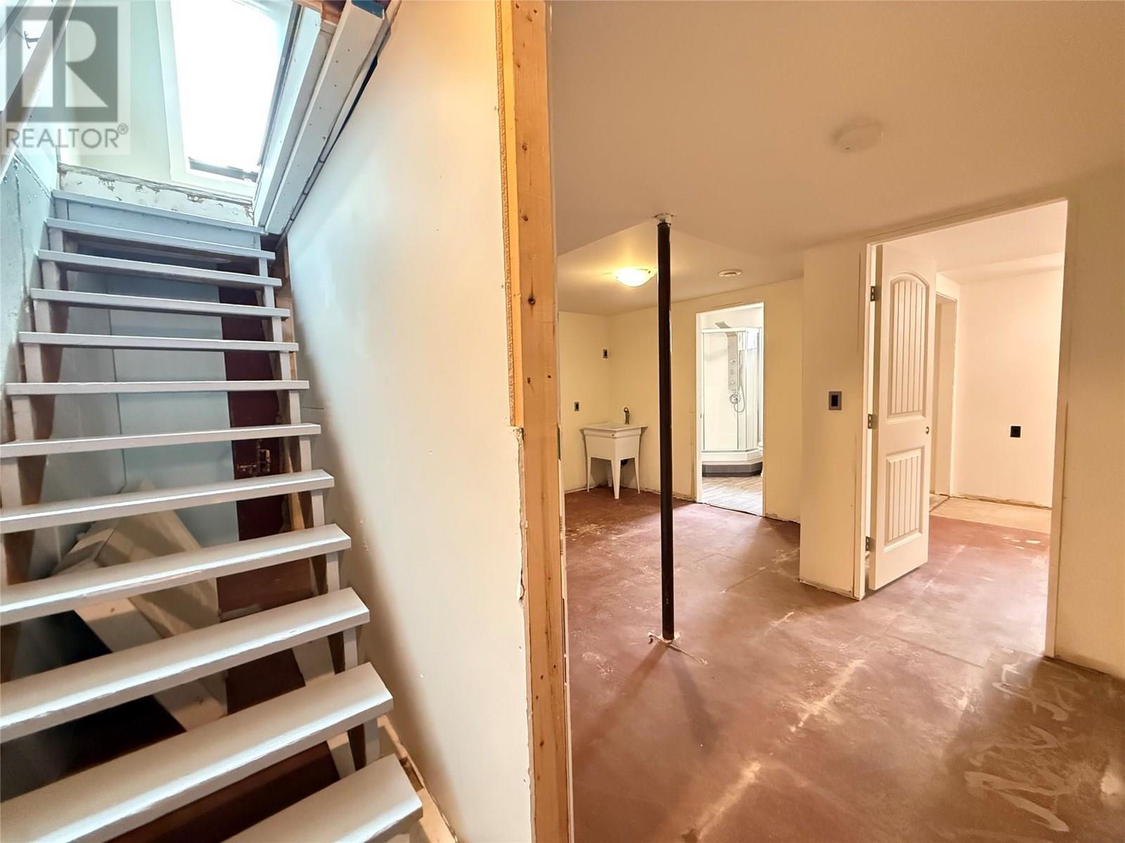 1640 Ode Road, Christina Lake
