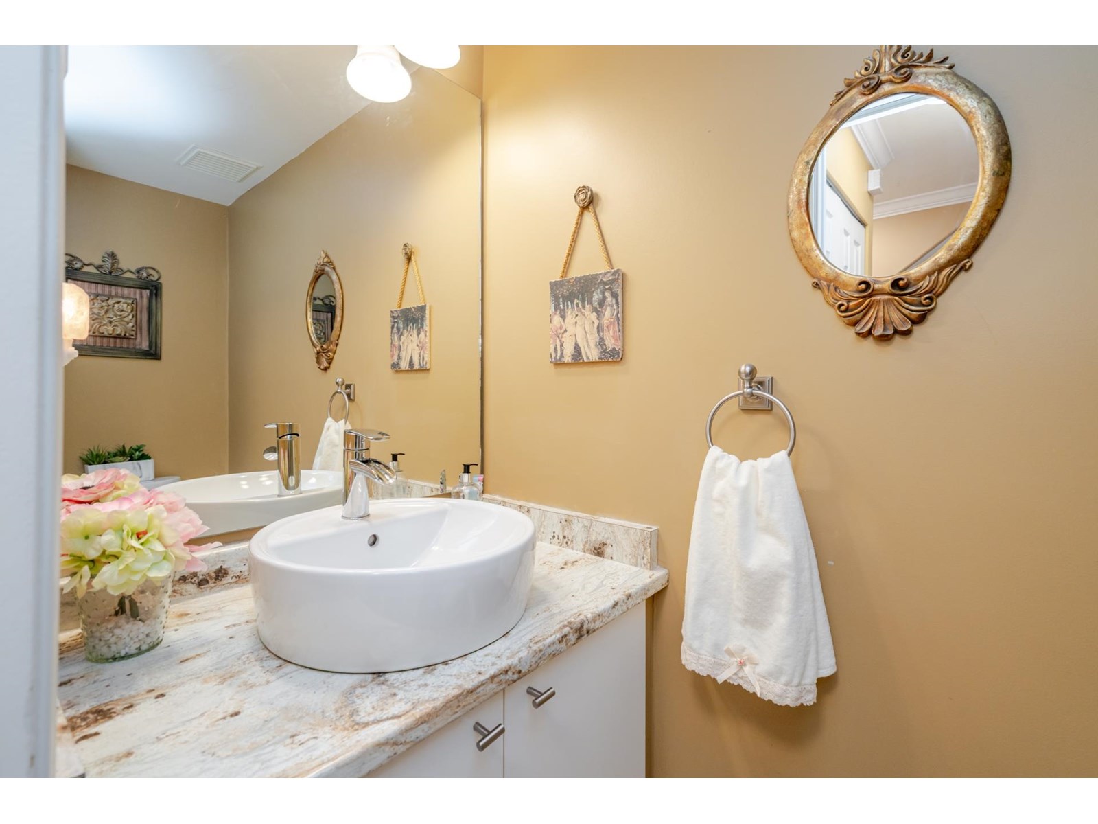 Photo 13 of 70 8930 Walnut Grove Drive, Langley BC