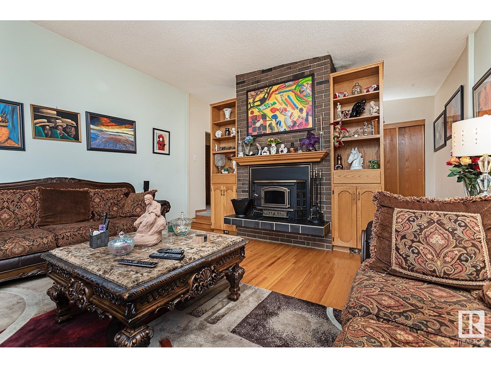 Photo 16 of 9523 134 Av Nw, Edmonton AB