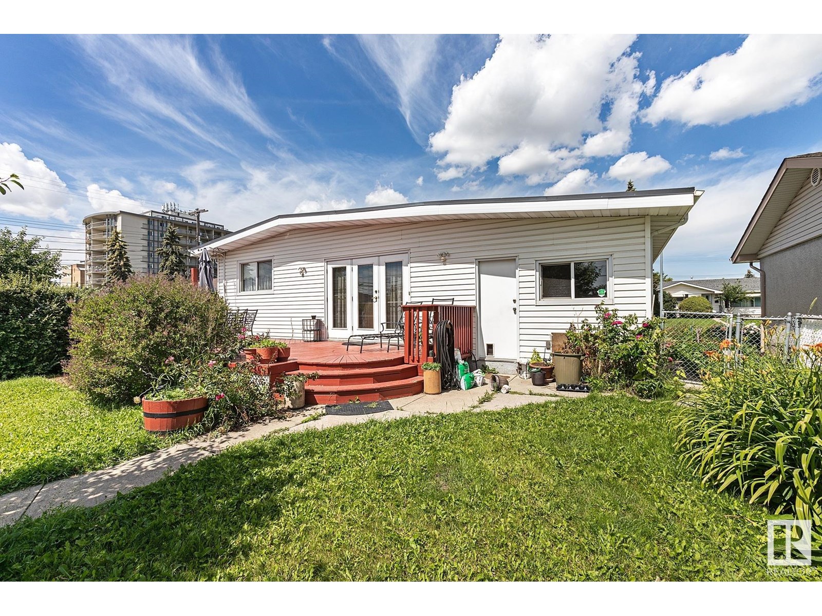 Photo 42 of 9523 134 Av Nw, Edmonton AB