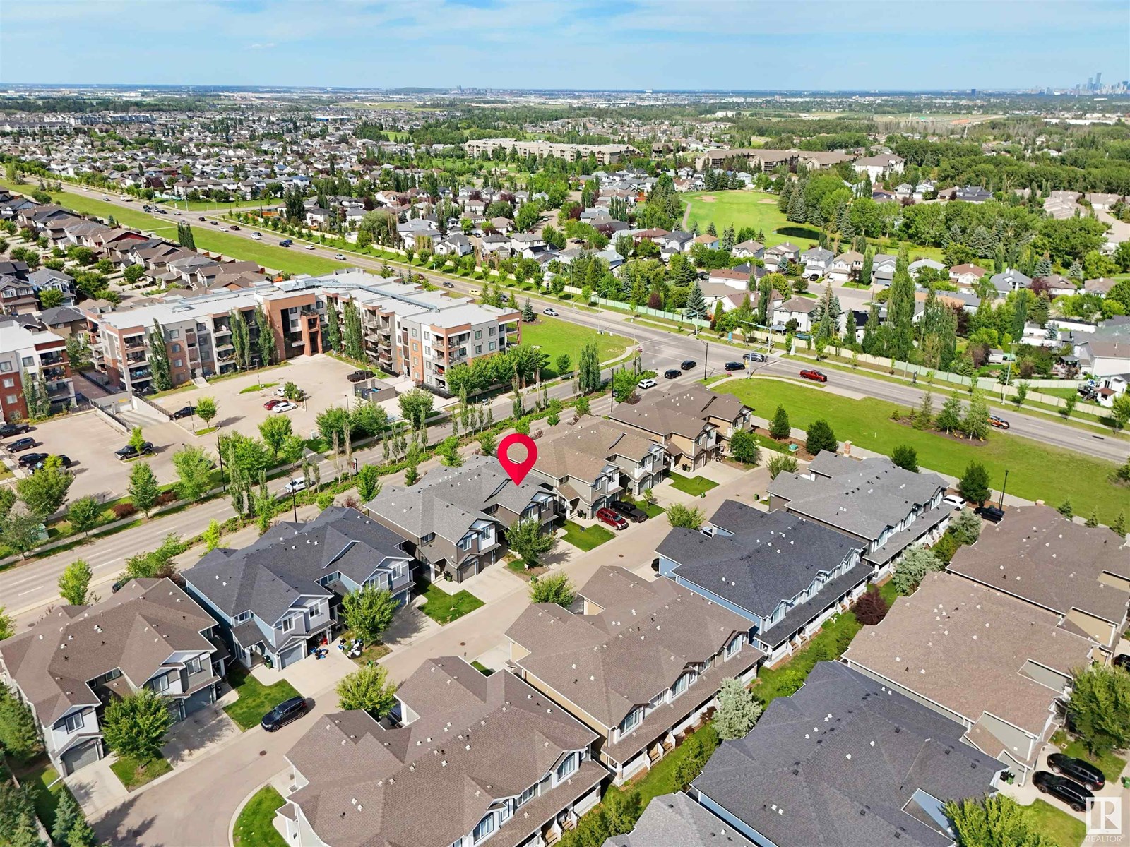 Photo 10 of 53 8209 217 Street Nw, Edmonton AB