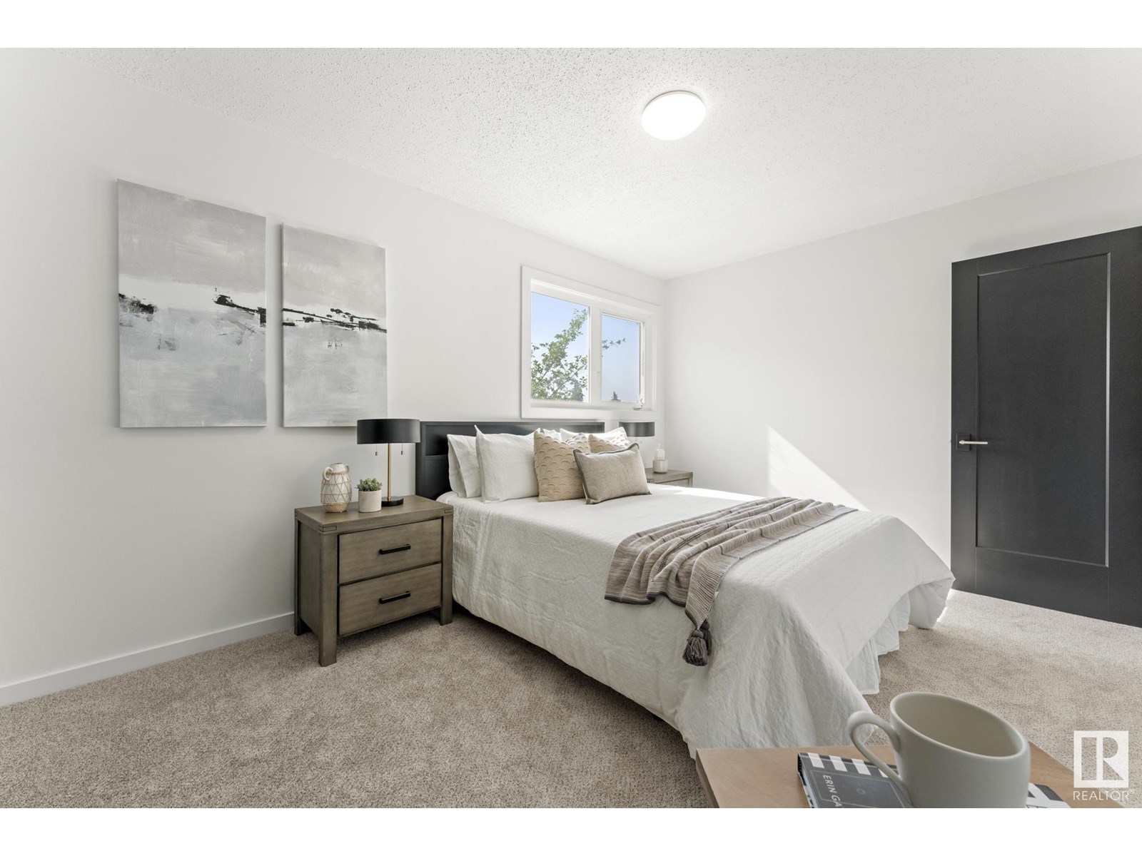 Photo 34 of 9 E Castle Tc Nw, Edmonton AB