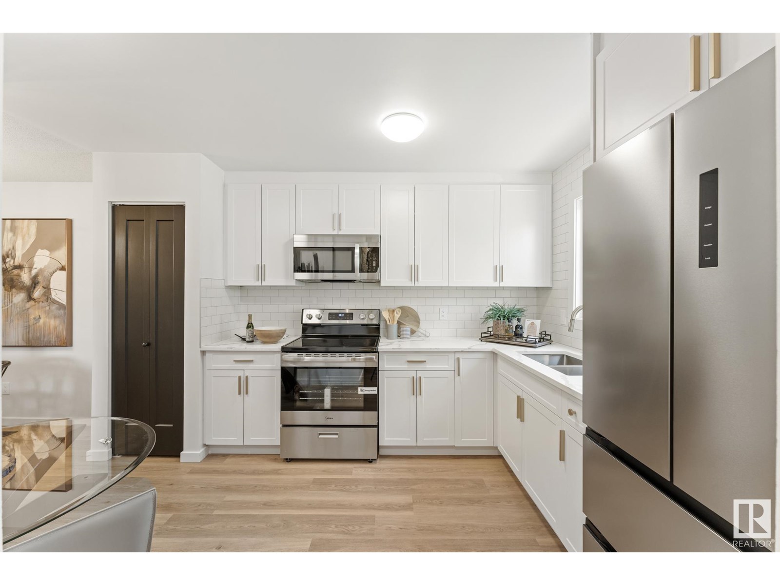 Photo 19 of 9 E Castle Tc Nw, Edmonton AB