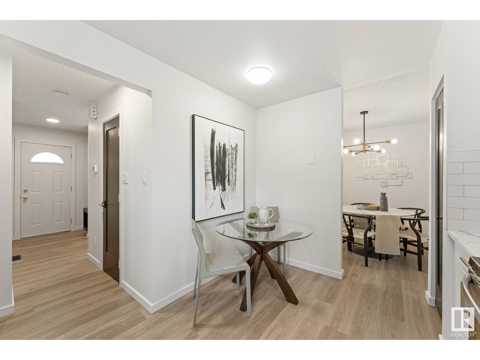 Photo 29 of 9 E Castle Tc Nw, Edmonton AB