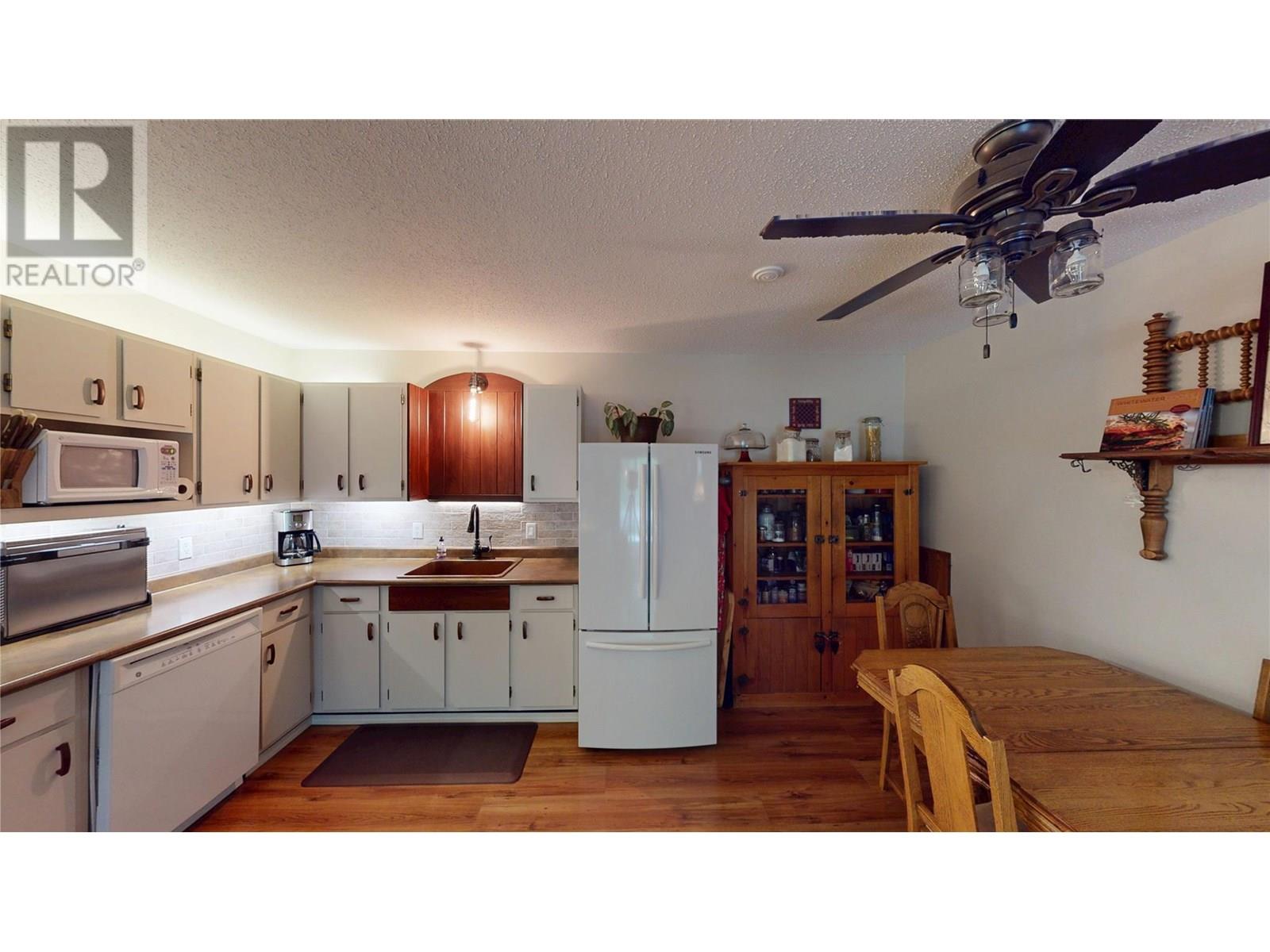 1051 GERRY SORENSEN Way Unit# 122-124, Kimberley