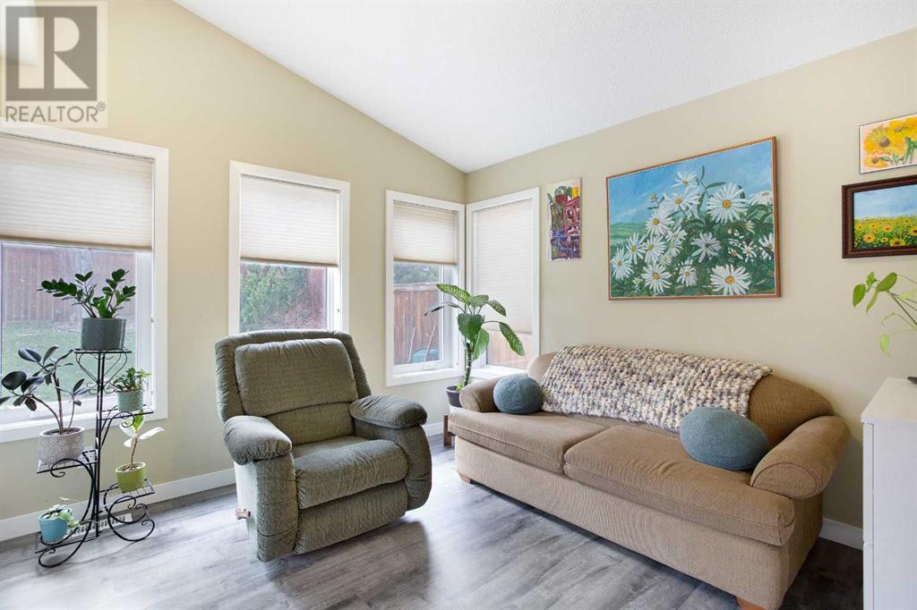 Single Family House for Sale in  Pantego Terrace NW Panorama Hills Calgary 