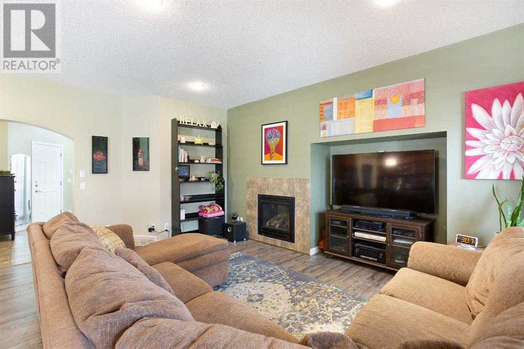 Single Family House for Sale in  Pantego Terrace NW Panorama Hills Calgary 