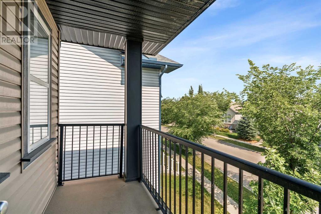 Single Family House for Sale in  Elgin Meadows Way SE McKenzie Towne Calgary 