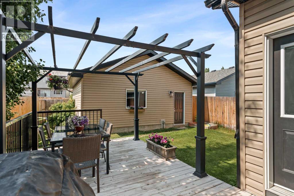Single Family House for Sale in  Elgin Meadows Way SE McKenzie Towne Calgary 