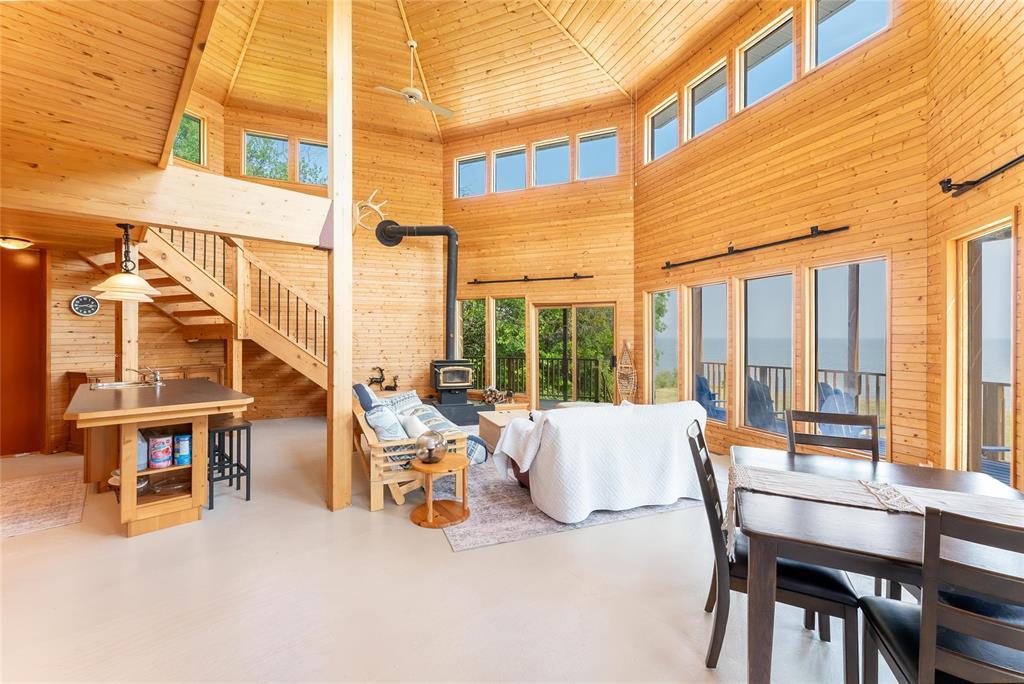 Photo 11 of 42052 Traverse Bay Rd Road, Traverse Bay MB