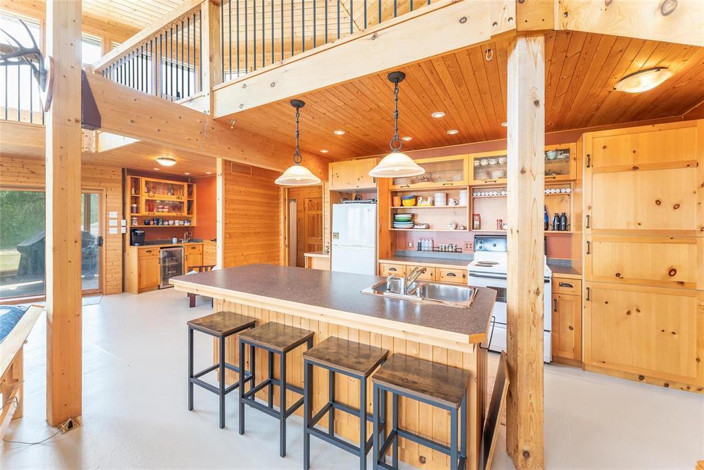 Photo 16 of 42052 Traverse Bay Rd Road, Traverse Bay MB