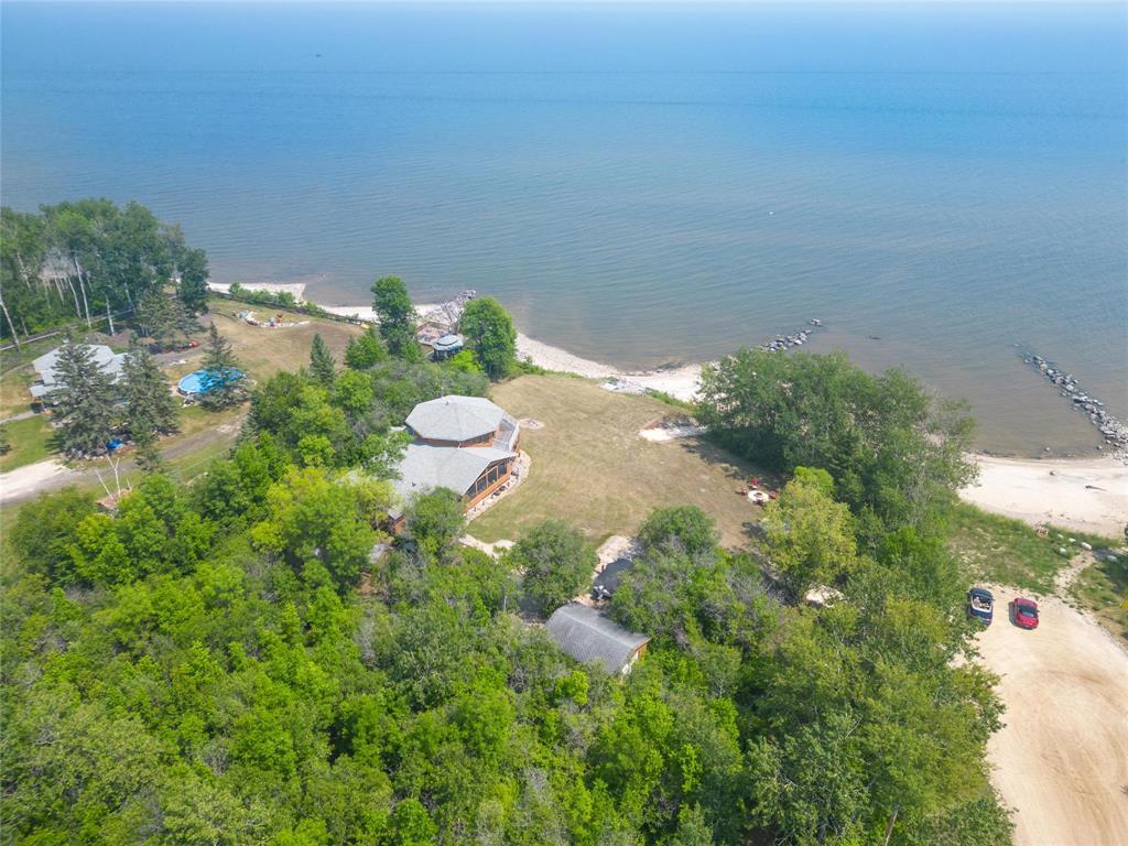 Photo 3 of 42052 Traverse Bay Rd Road, Traverse Bay MB