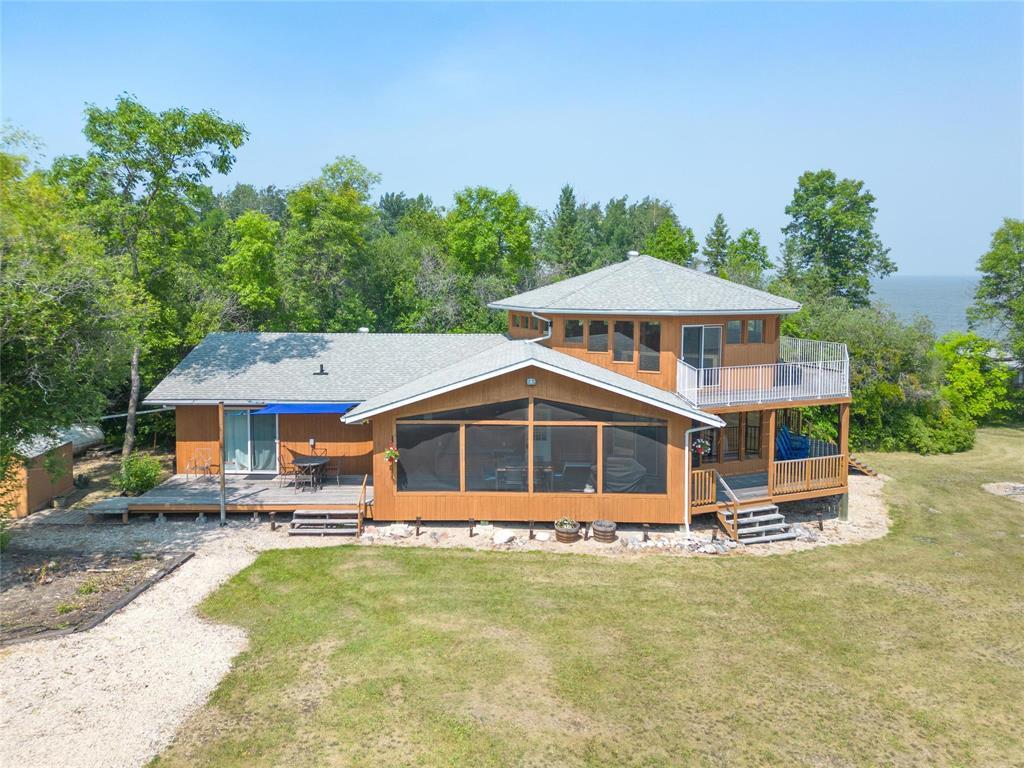 Photo 6 of 42052 Traverse Bay Rd Road, Traverse Bay MB