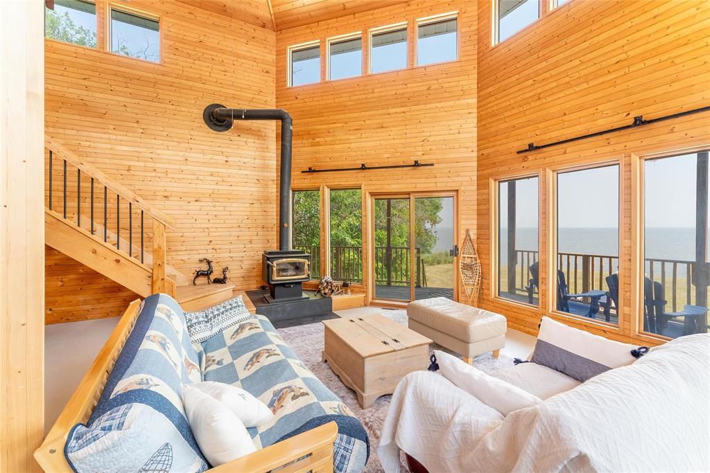 Photo 10 of 42052 Traverse Bay Rd Road, Traverse Bay MB