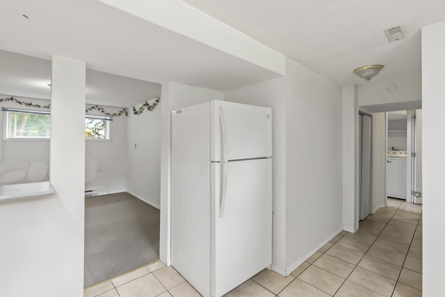Photo 23 of 12522 Grove Crescent, Surrey BC