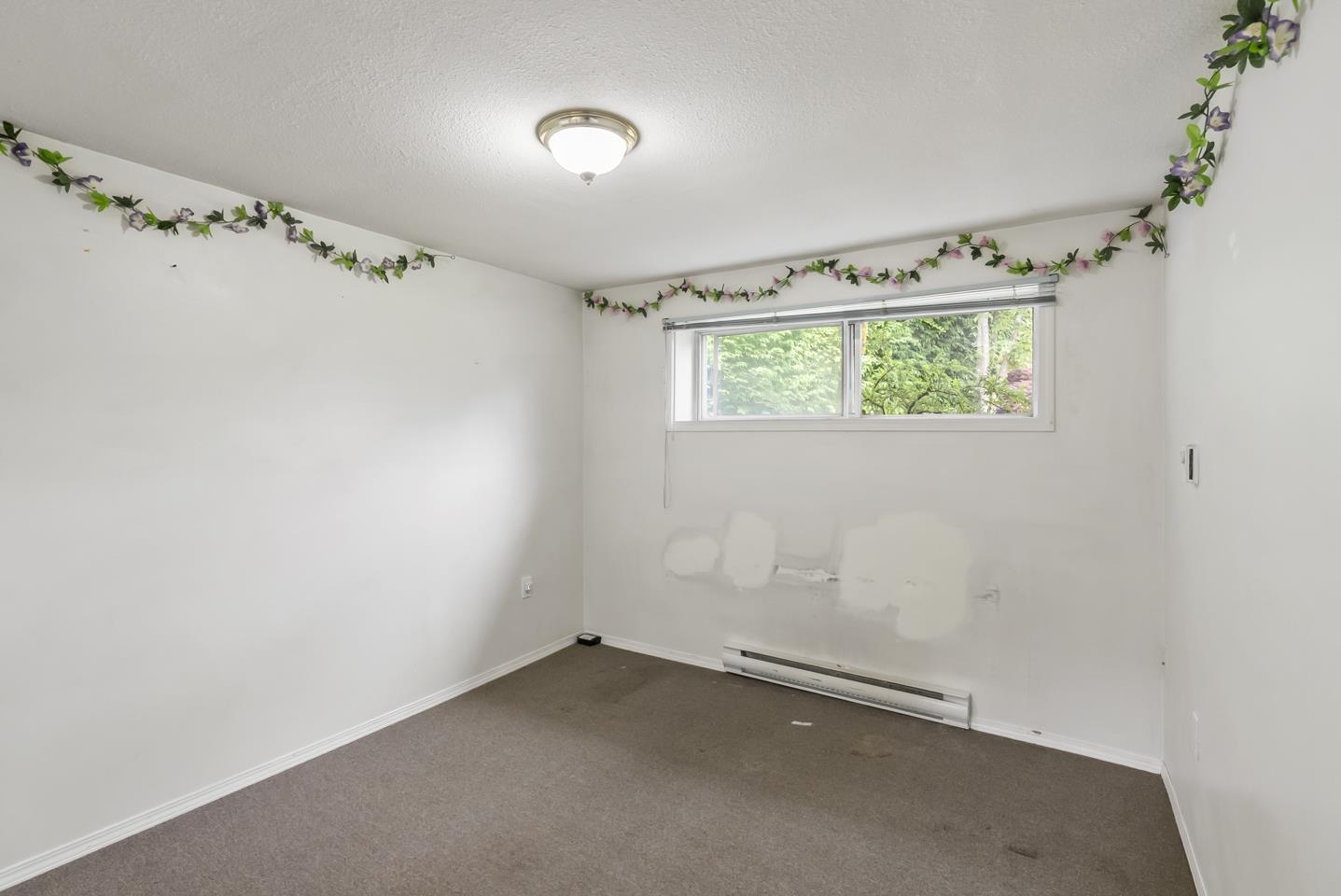 Photo 19 of 12522 Grove Crescent, Surrey BC