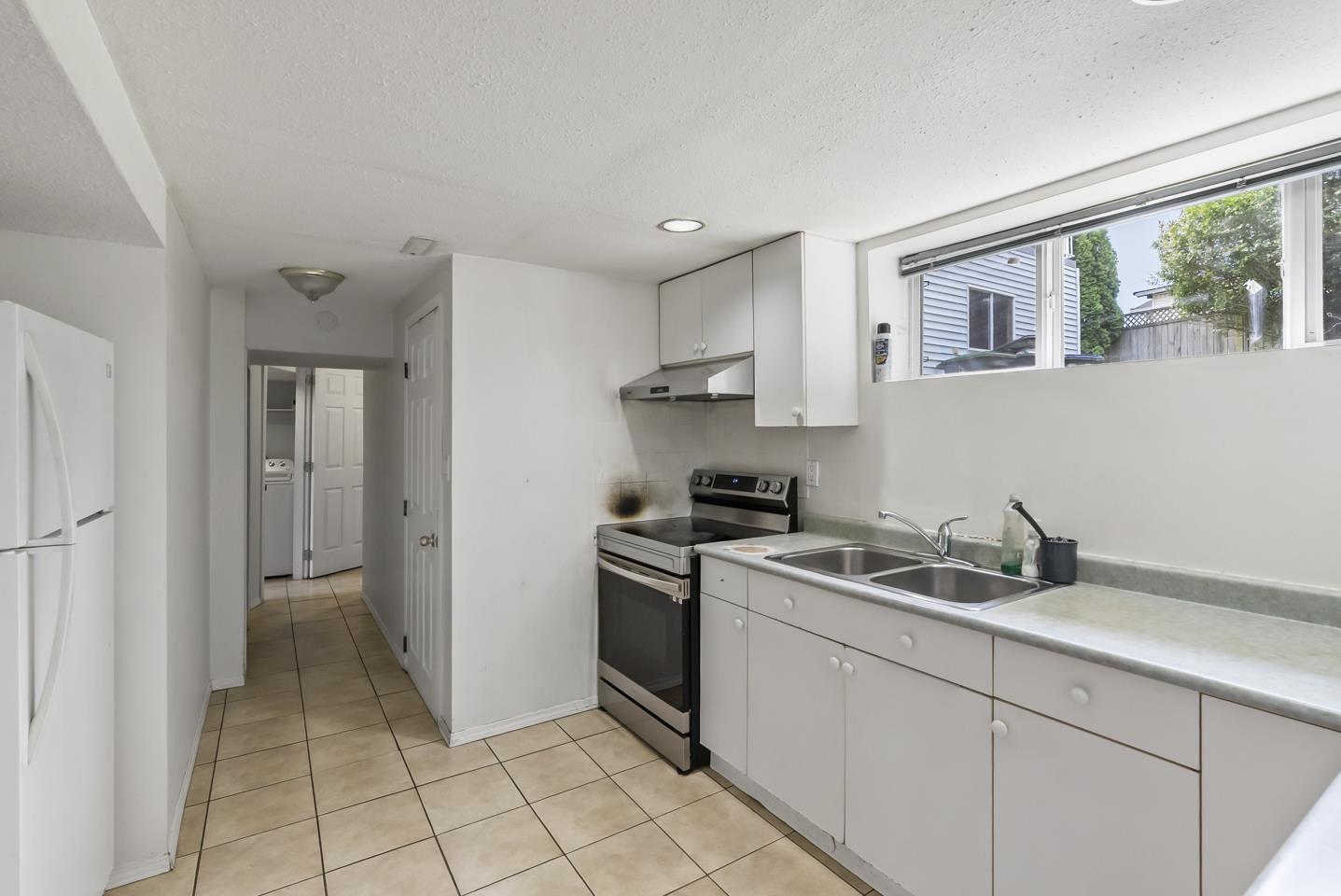 Photo 22 of 12522 Grove Crescent, Surrey BC