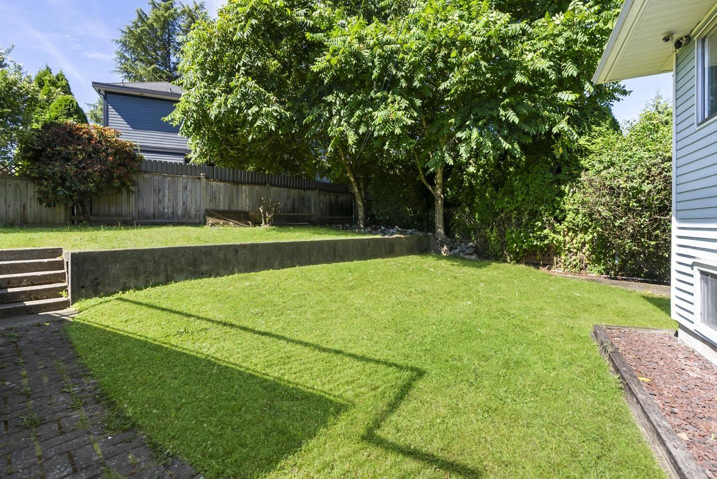 Photo 36 of 12522 Grove Crescent, Surrey BC