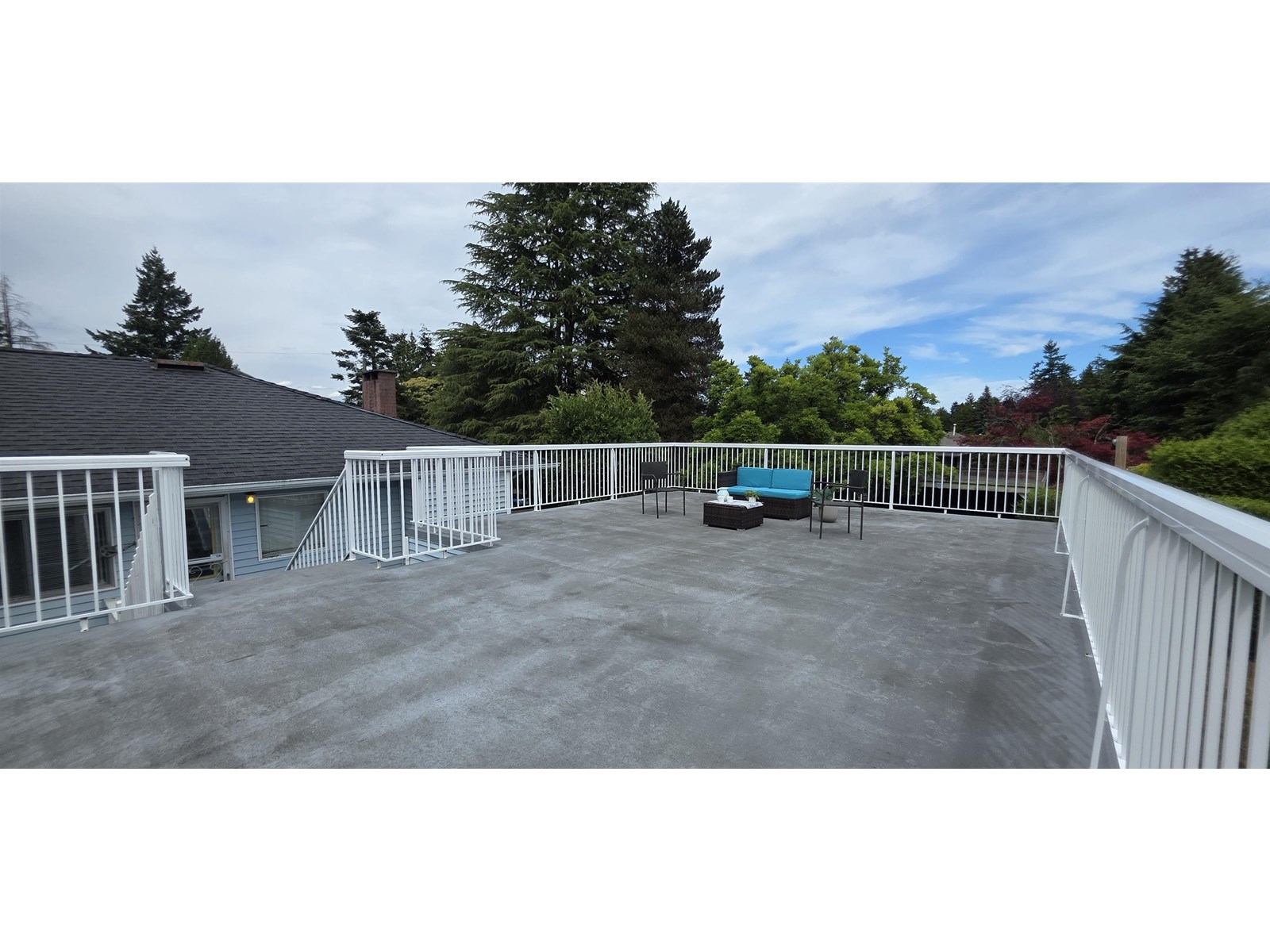 Photo 31 of 12522 Grove Crescent, Surrey BC
