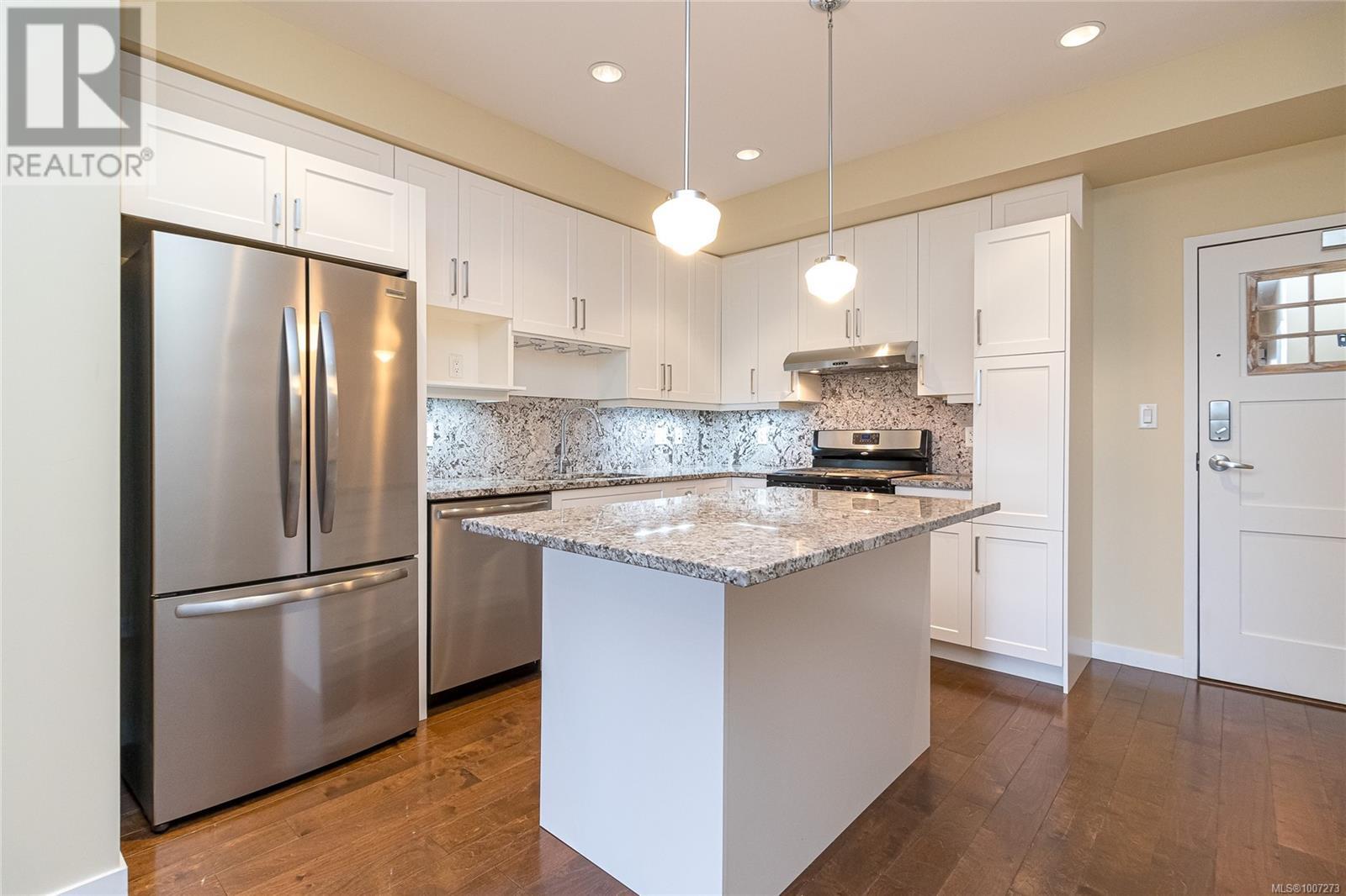 104 6591 Lincroft Road, Sooke