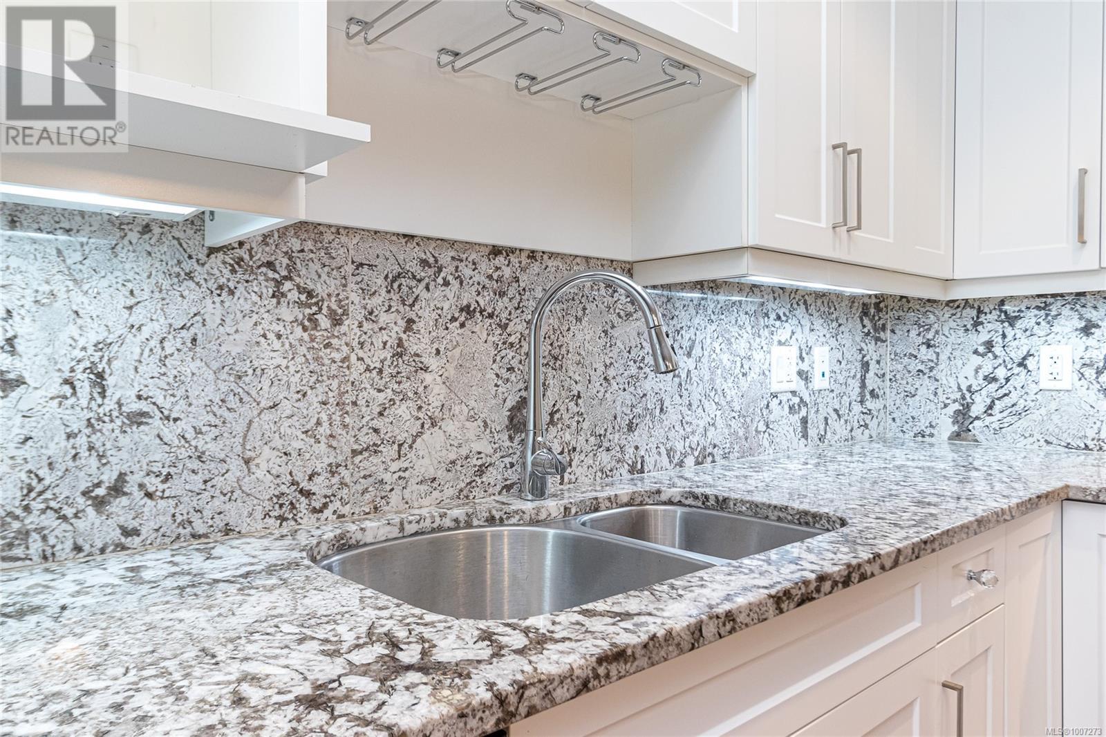 104 6591 Lincroft Road, Sooke