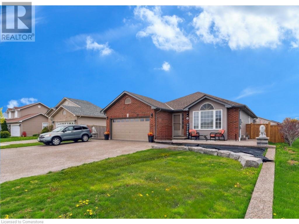 Photo 8 of 29 Mapleview Drive, Hagersville ON
