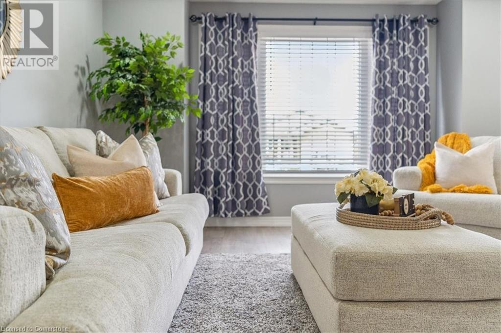 Photo 14 of 29 Mapleview Drive, Hagersville ON