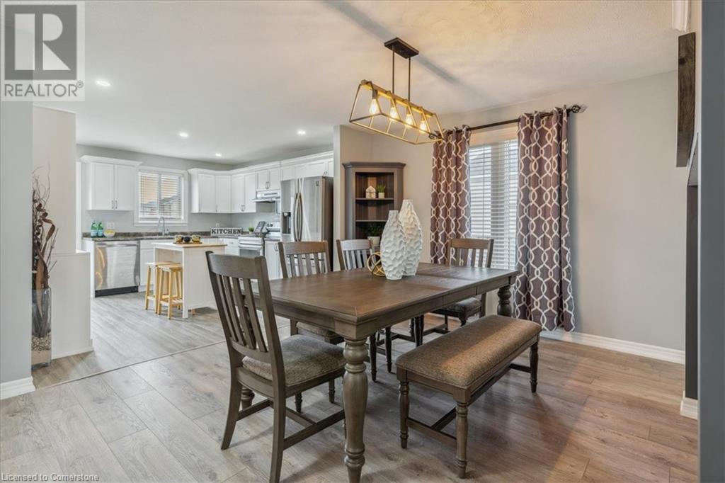 Photo 18 of 29 Mapleview Drive, Hagersville ON