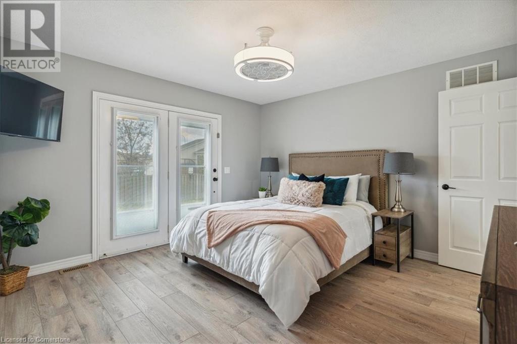 Photo 22 of 29 Mapleview Drive, Hagersville ON