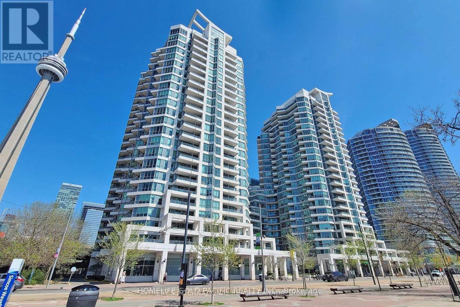 Photo 2 of 611 228 Queens Quay W, Toronto ON