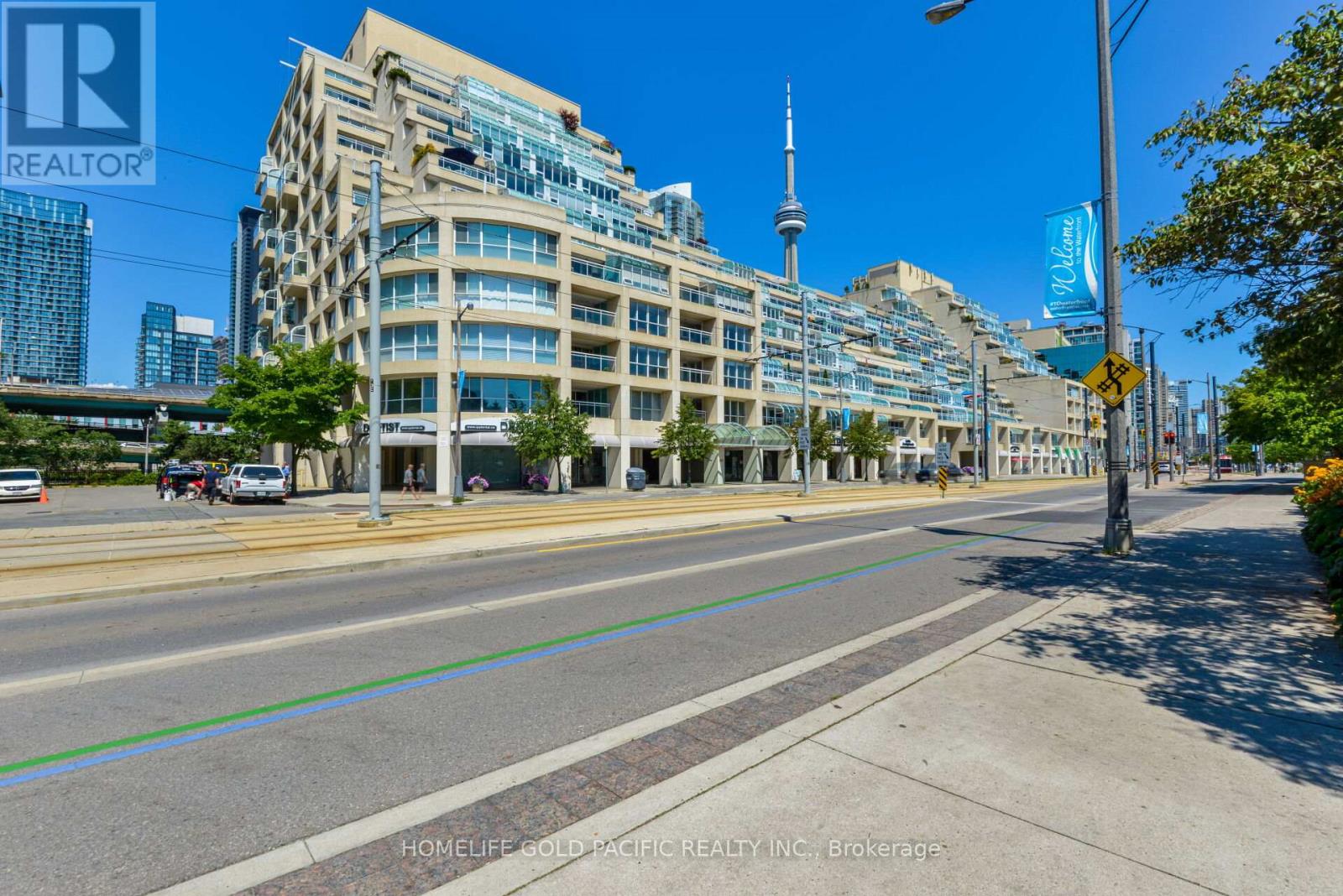 Photo 6 of 611 228 Queens Quay W, Toronto ON