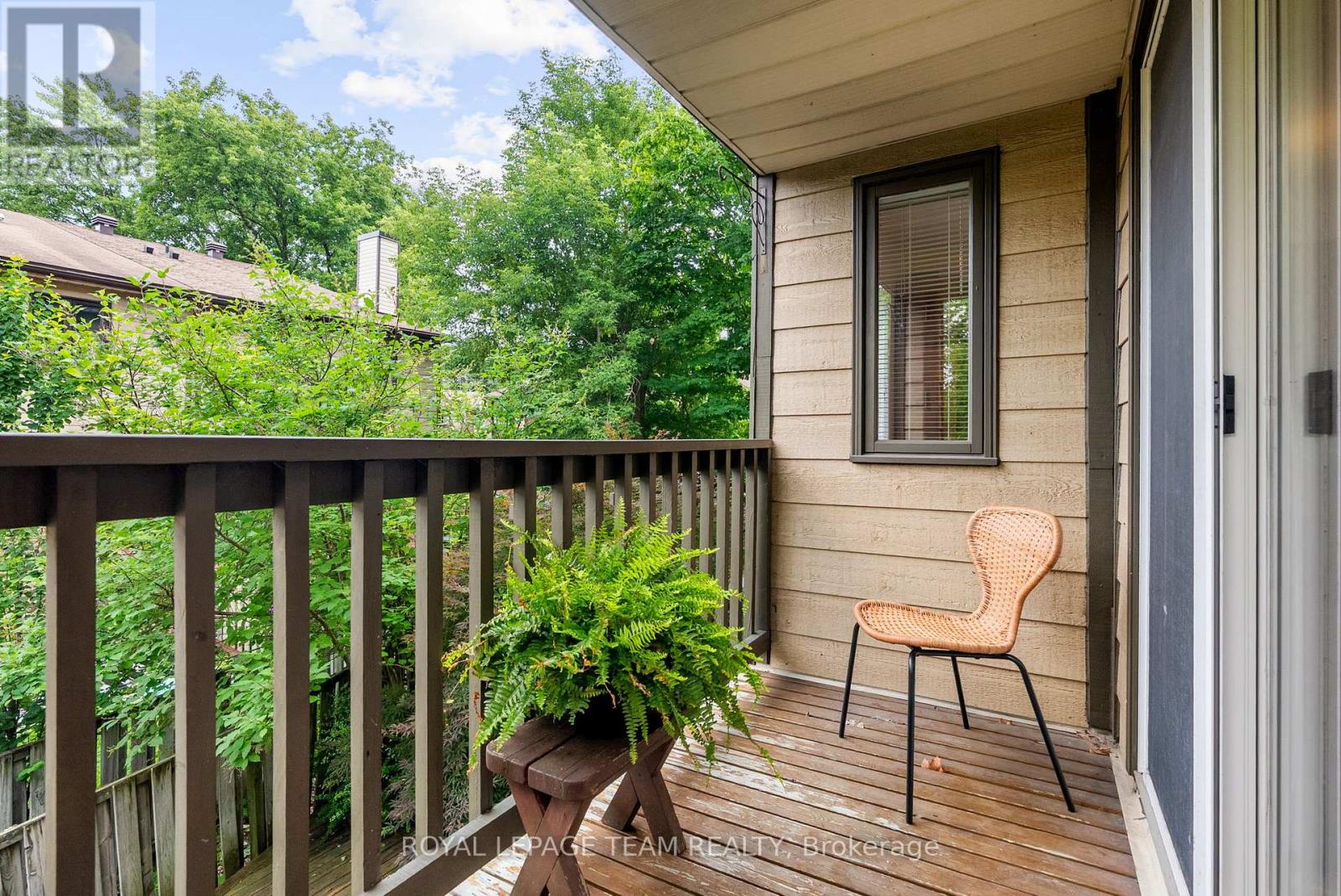 Photo 11 of 1473 Bryson Lane, Ottawa ON