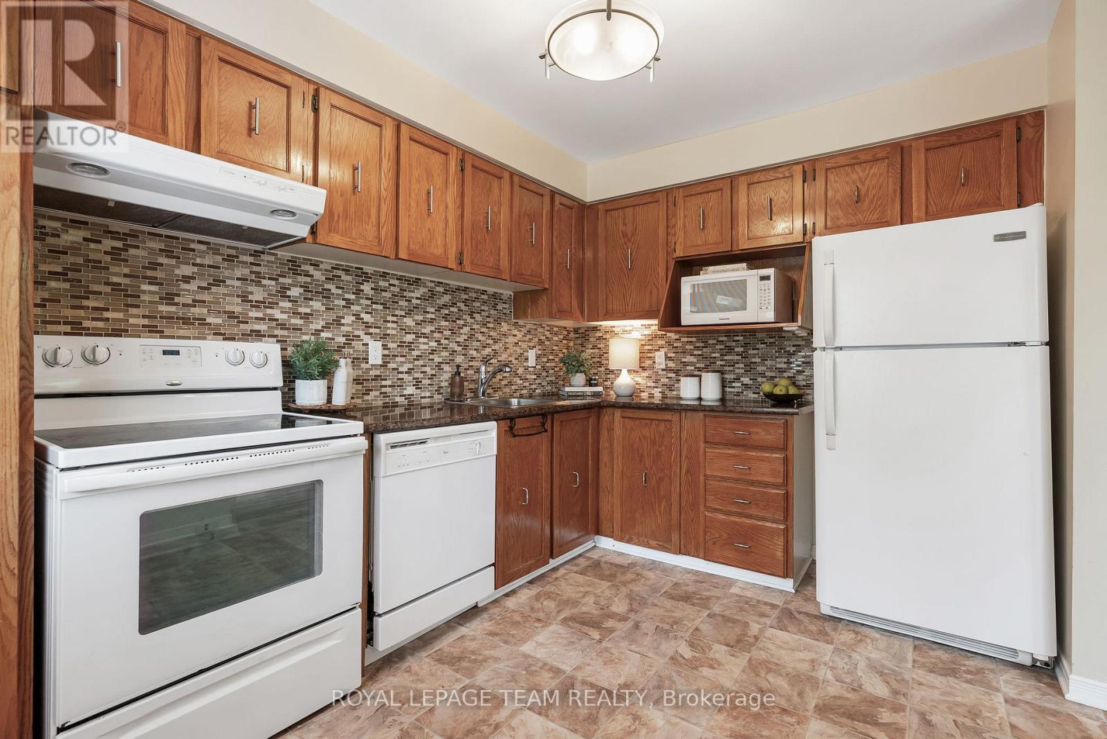 Photo 16 of 1473 Bryson Lane, Ottawa ON