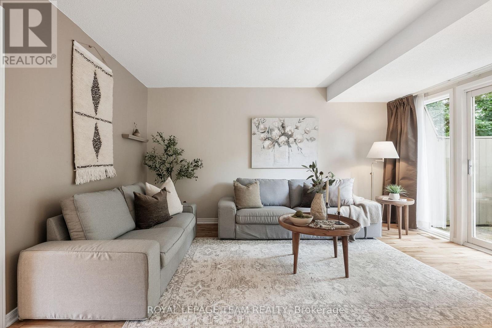 Photo 6 of 1473 Bryson Lane, Ottawa ON