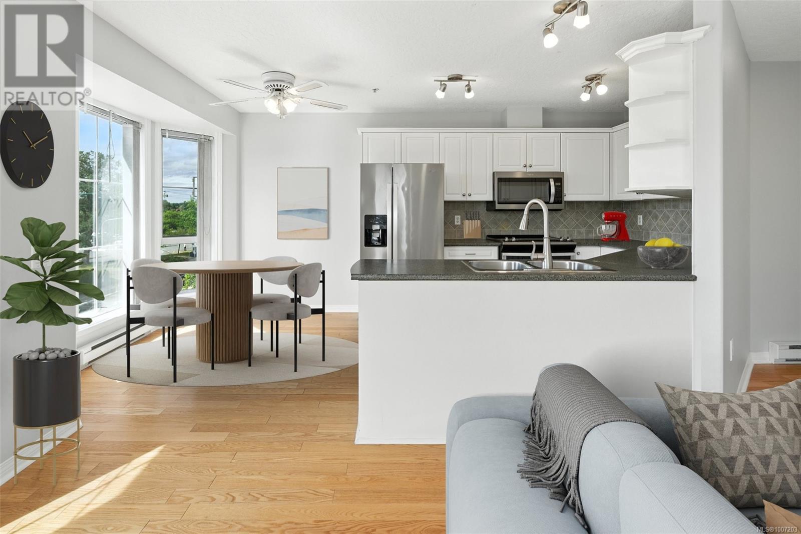 #304 3133 TILLICUM RD - Image 6