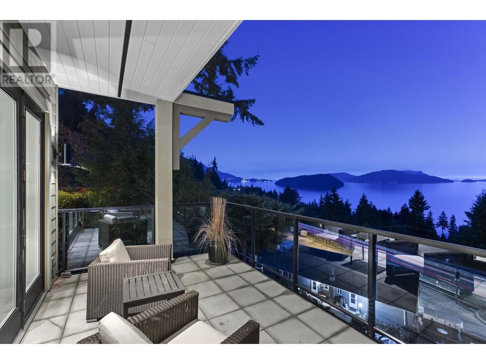 Photo 8 of 350 Bayview Road, Lions Bay BC